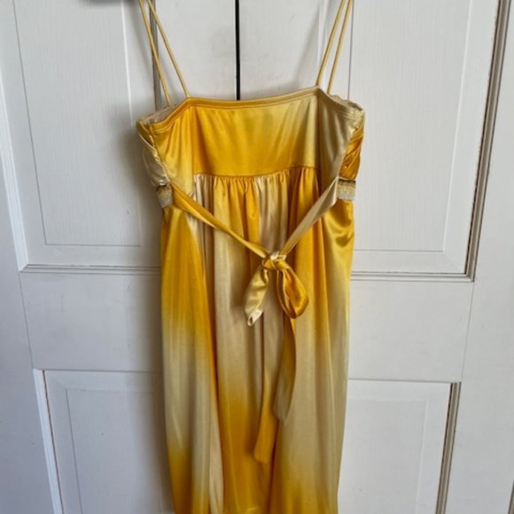 City Triangles Yellow Ombre Short Cocktail Dress - Picture 2 of 4